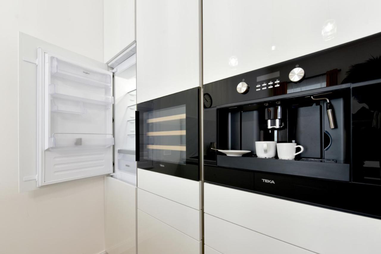Apartman S Balkonom Тренчин Екстер'єр фото
