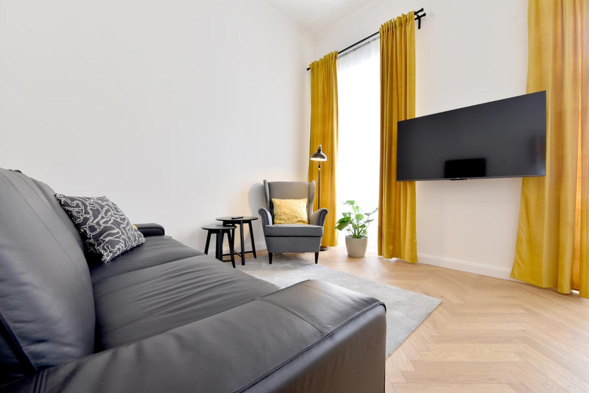 Apartman S Balkonom Тренчин Екстер'єр фото